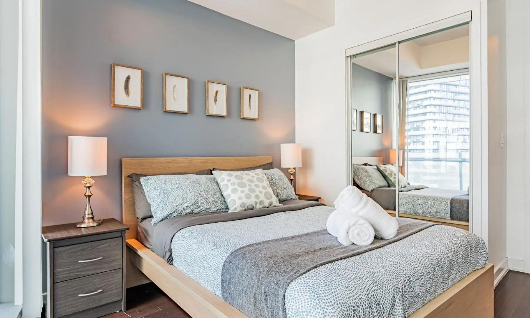 Apartment York Suites 5 Toronto